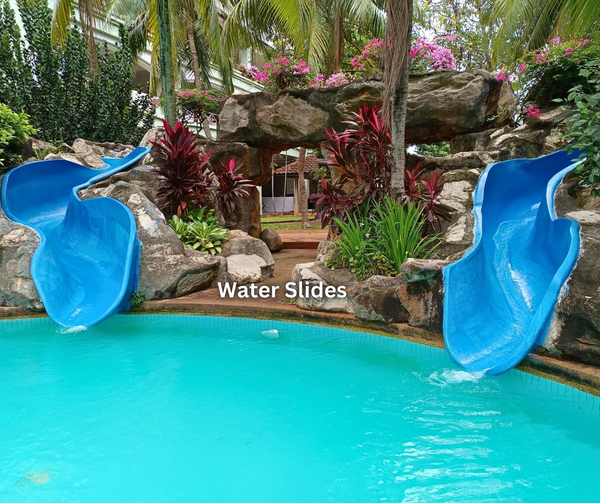 Costa Mahkota View 1-bedroom, 2 Queen Beds, 600mbps Wifi *