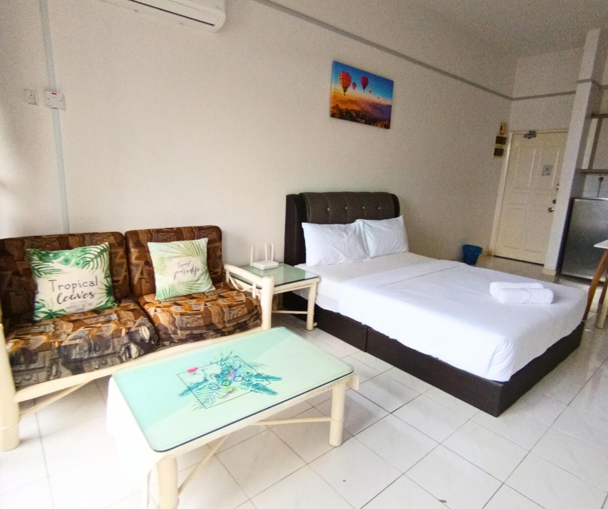 Apartment Costa Mahkota View 1-bedroom, 2 Queen Beds, 600mbps Wifi *